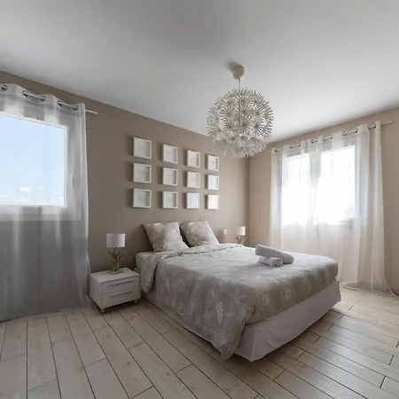Grande Maison Saint Paul - Maison De Campagne Design - Parking Gratuit * Brout-Vernet